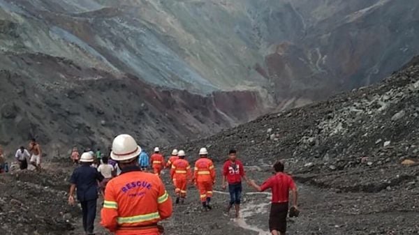 Fight for Myanmar jade mines leaves one dead 100 homes torched