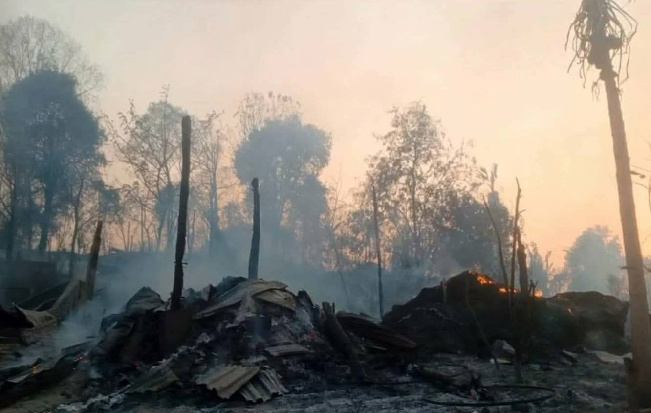 Myanmar junta shelling destroys dozens of homes in Aung Lan township as residents flee to safety